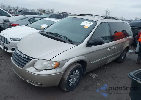 2006 Chrysler Town & Country Touring from USA, damaged, VIN 2A4GP54L76R629405